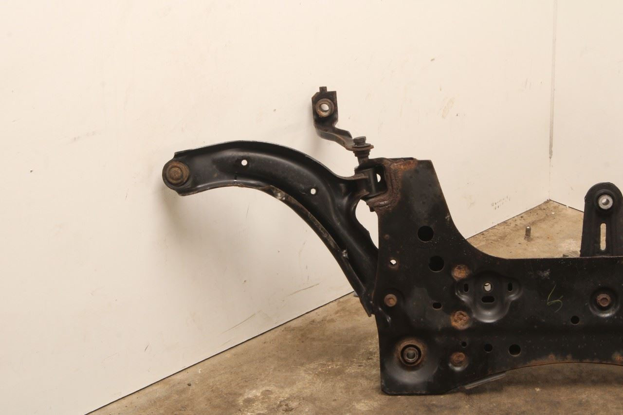 2015-2019 Nissan Sentra SV 1.8L FWD Front Crossmember Subframe 54400-4AT0A OEM8