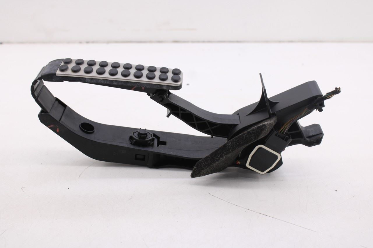 2006-2009 Mercedes-Benz CLK350 3.5L Accelerator Throttle Gas Pedal Sensor8