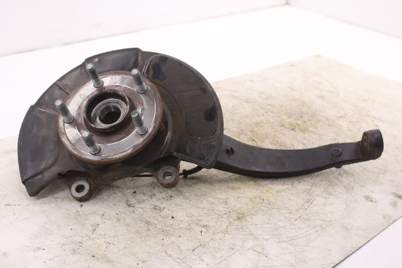 11-15 Dodge Durango SXT AWD Front Driver LH Side Spindle Knuckle Hub 68022629AD3
