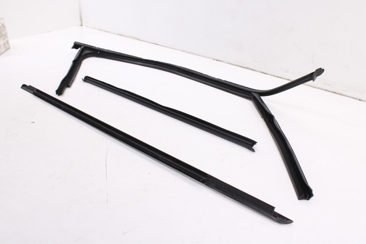 19-26 Volkswagen Jetta SE FR RH Door Run Channel w/ Belt Weatherstrip Set *ReaD* - Alshned Auto Parts