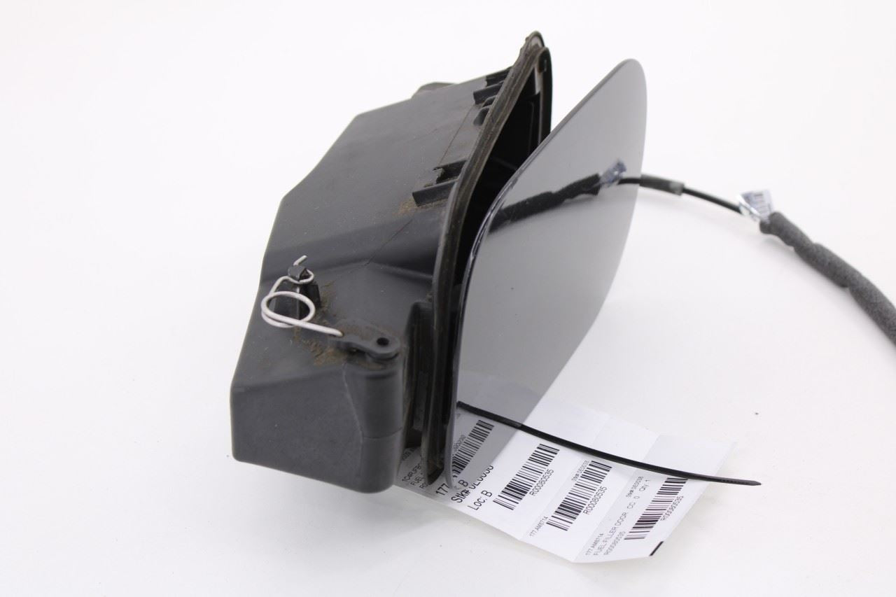 14-2021 Jeep Grand Cherokee Limited 3.6L Fuel Tank Filler Housing Door Lid Cover2