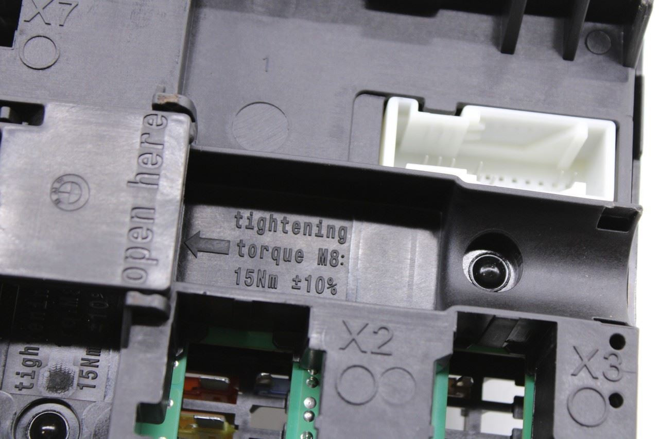 23-25 BMW 430i xDrive Gran Coupe Rear Power Distribution Fuse Relay Junction Box - Alshned Auto Parts