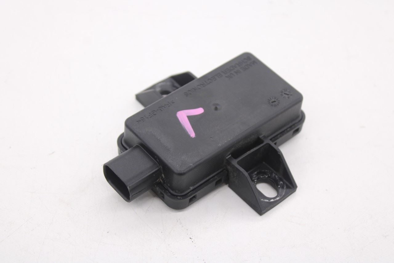 2014-2016 Dodge Durango SXT Tire Pressure Monitoring Sensor Control Module TPMS3