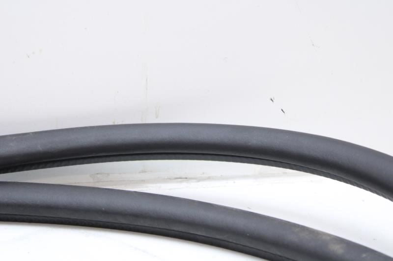 2019-2023 Jeep Cherokee Front Right Door Weatherstrip On Body 05056307AA OEM - Alshned Auto Parts