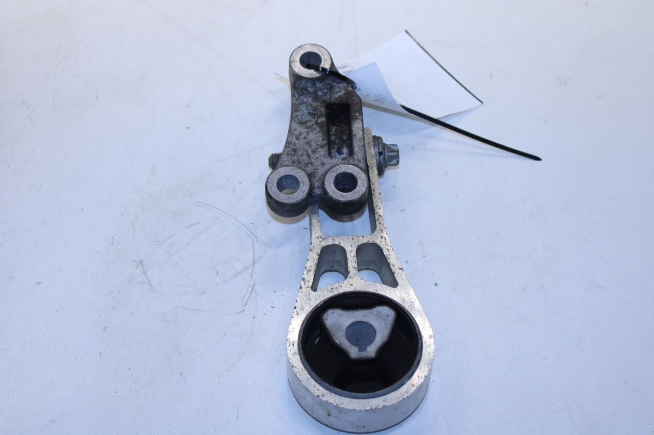 2017-2021 Jeep Renegade 2.4L FWD Engine Torque Strut Mount Bracket 68439294AA - Alshned Auto Parts