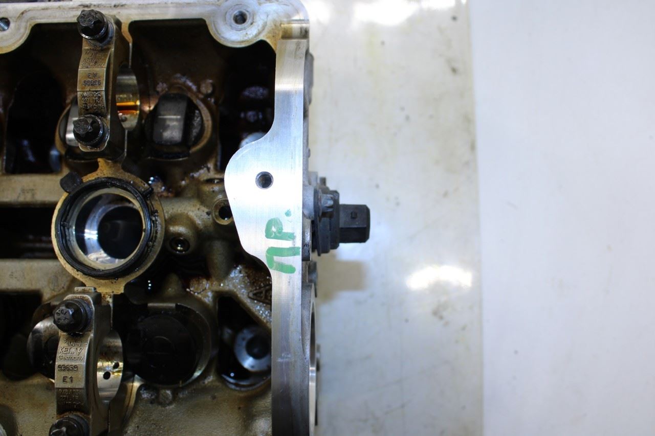 11-16 Porsche Panamera 4 3.6L AWD Right Side Engine Cylinder Head 948-105-260-2R - Alshned Auto Parts