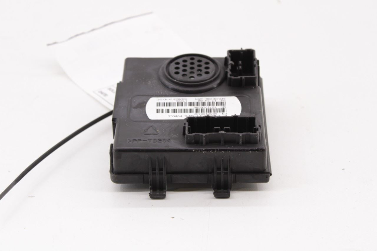 2017-2018 Jeep Cherokee Limited Power Liftgate Control Module 68321884AA OEM - Alshned Auto Parts