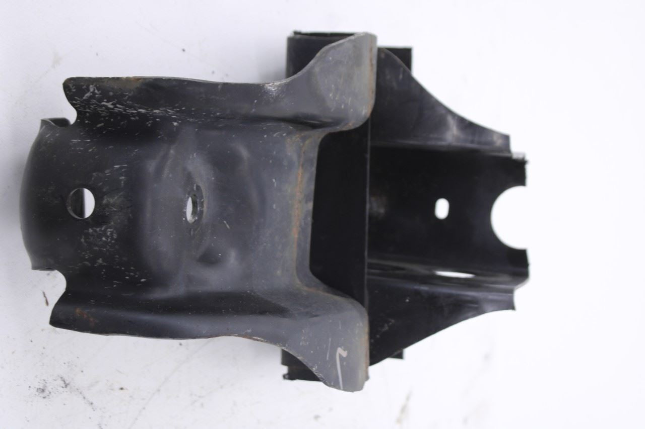 15-23 Toyota Tacoma SR5 3.5L Rear Frame Right Side Leaf Spring Mount Bracket Set2