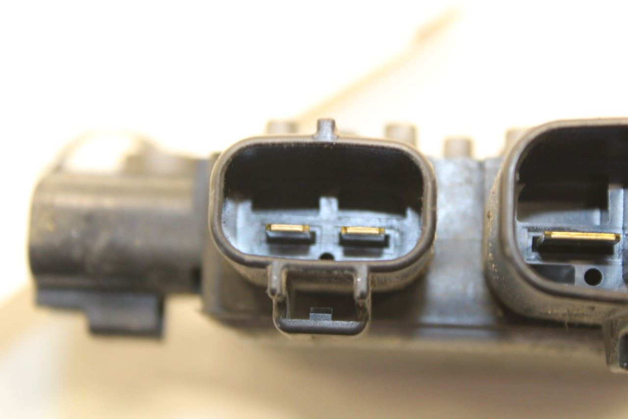 2017-2022 Infiniti Q60 Luxe 3.0L Radiator Cooling Fan Control Module 21493-B210B - Alshned Auto Parts