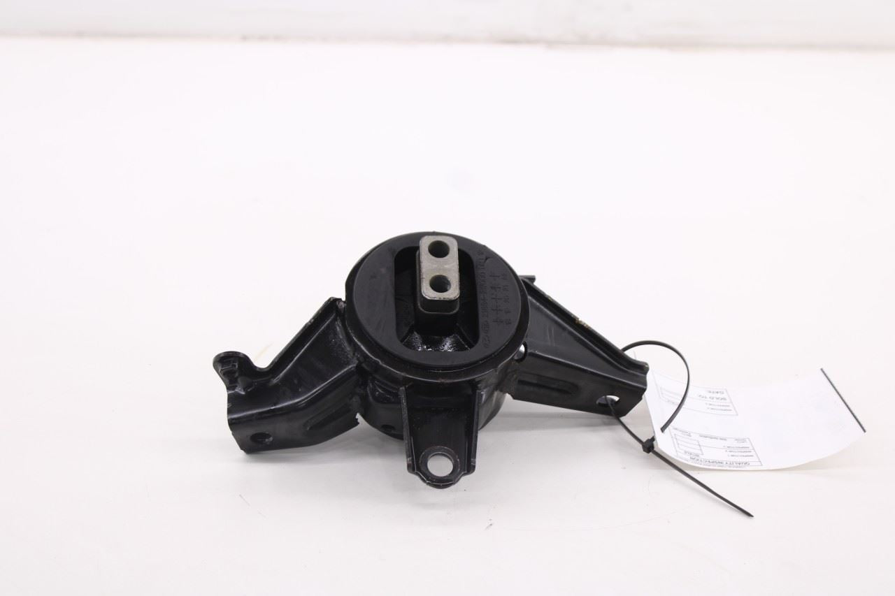 21-23 Hyundai Santa Fe SEL 2.5L AWD Left Side Transmission Mount Support Bracket - Alshned Auto Parts