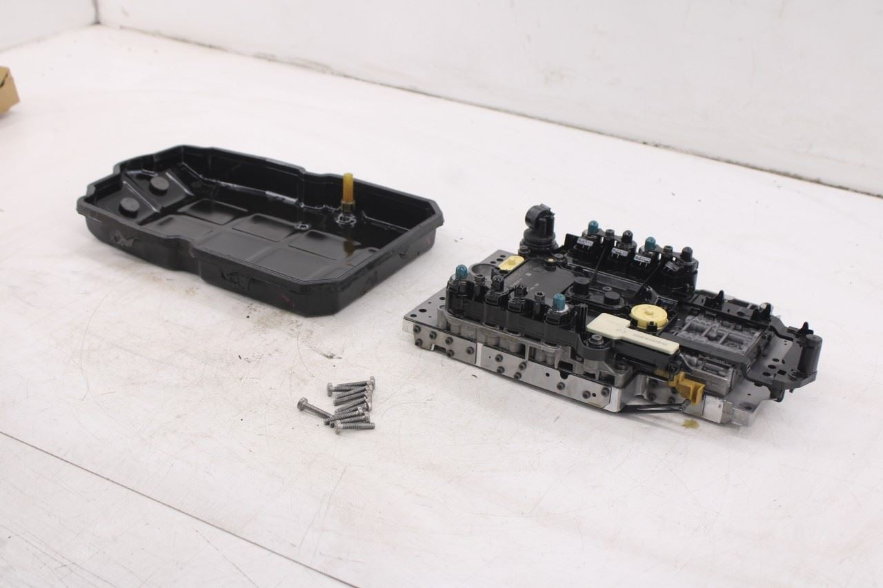 04-06 Mercedes-Benz E500 5.0L 7-Spd Auto Transmission Valve Body 2202703106 OEM5