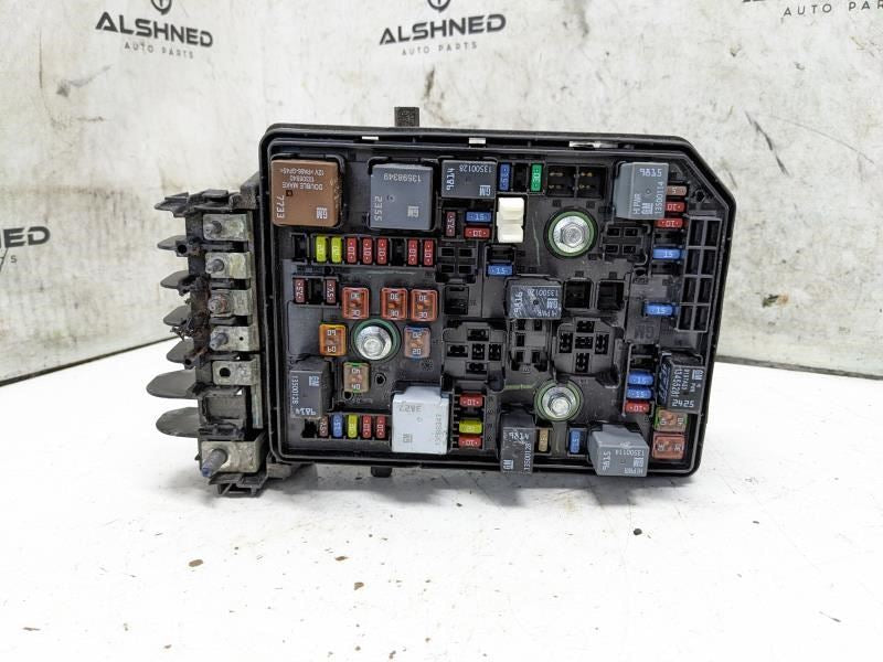 2018-2021 Chevrolet Equinox Engine Fuse Box Junction Block 84809671 OEM - Alshned Auto Parts