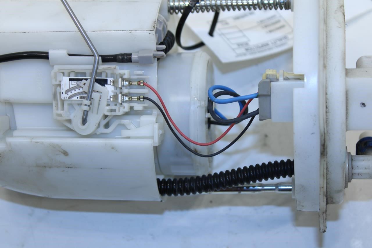 2011-2018 Jeep Wrangler Sahara 3.6L Fuel Pump Assembly 68065575AA OEM - Alshned Auto Parts