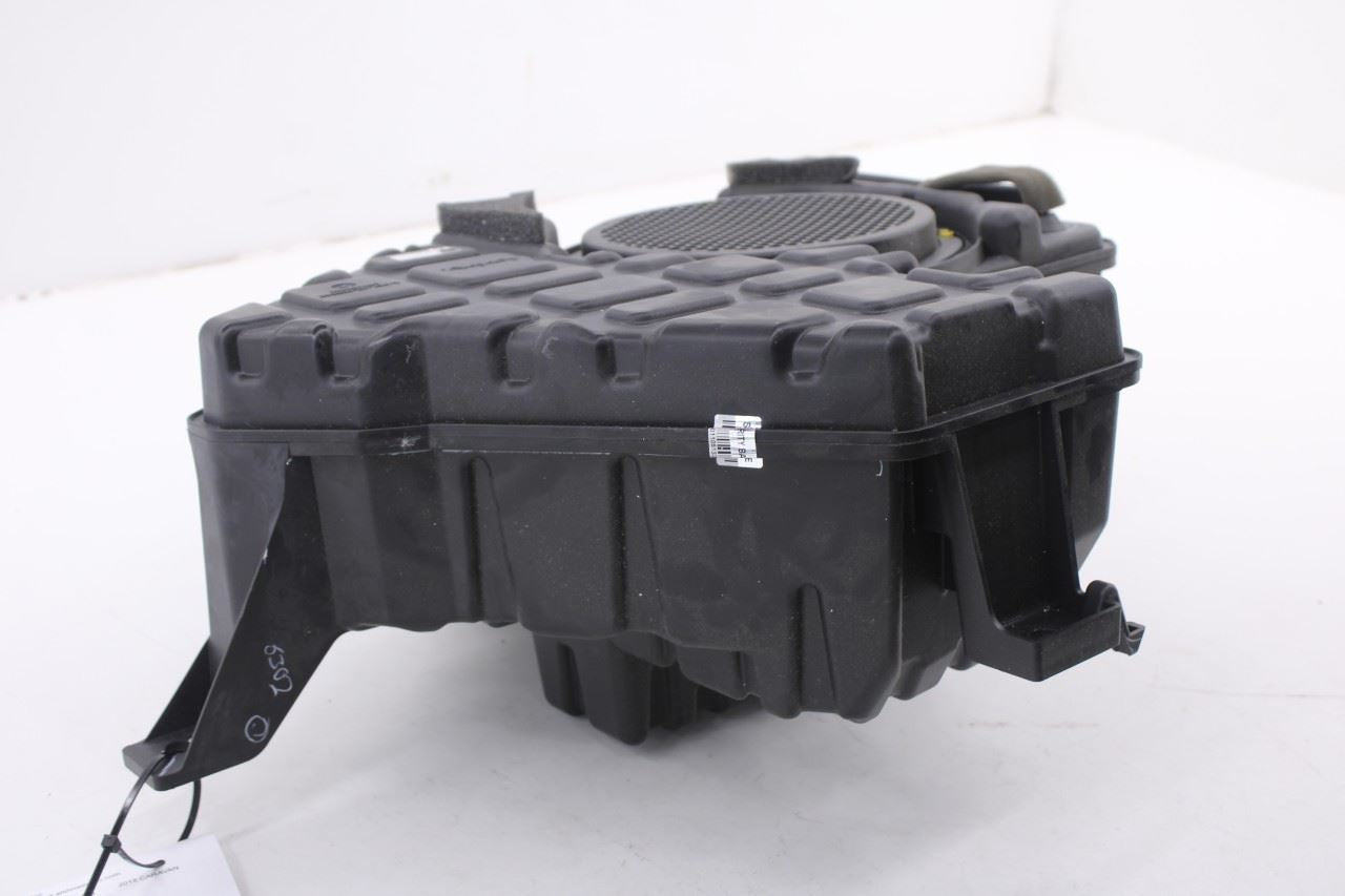 08-20 Dodge Grand Caravan GT Rear Trunk Cargo Audio Speaker Subwoofer 05107087AF7