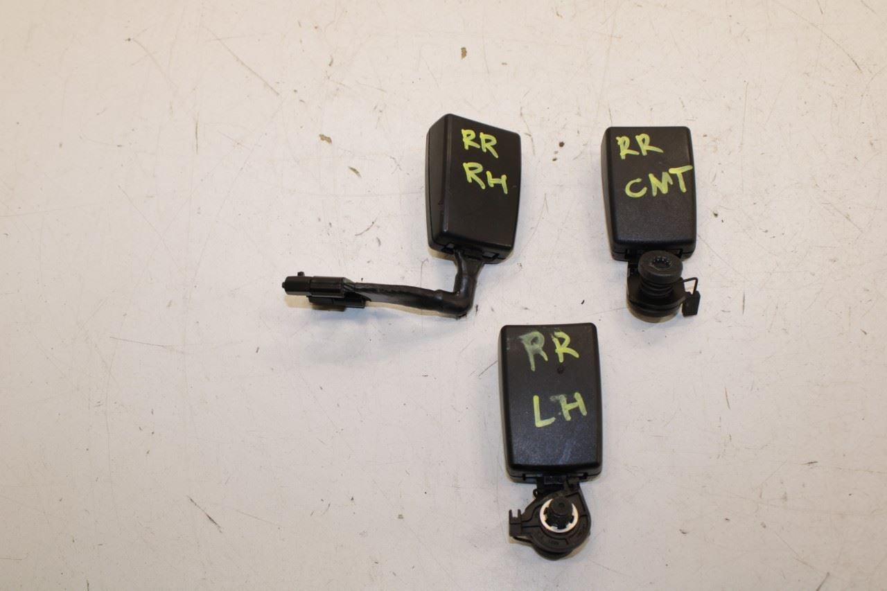 11-18 Porsche Cayenne Platinum Rear RH Left and Center 2nd Row Seat Belt Buckle - Alshned Auto Parts