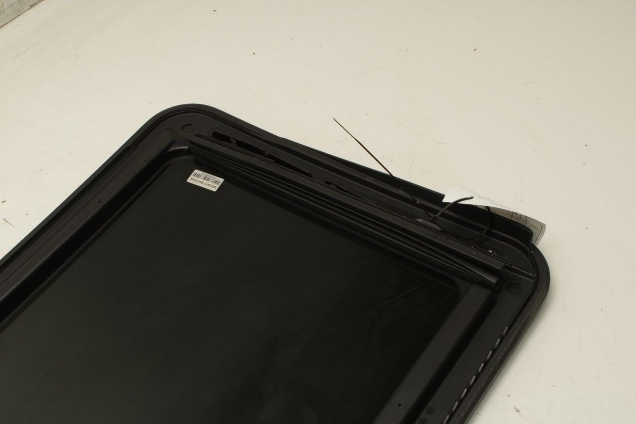 2012-16 Mercedes-Benz E350 Sport 4Matic Sunroof Window Panel Glass 212780072165 - Alshned Auto Parts