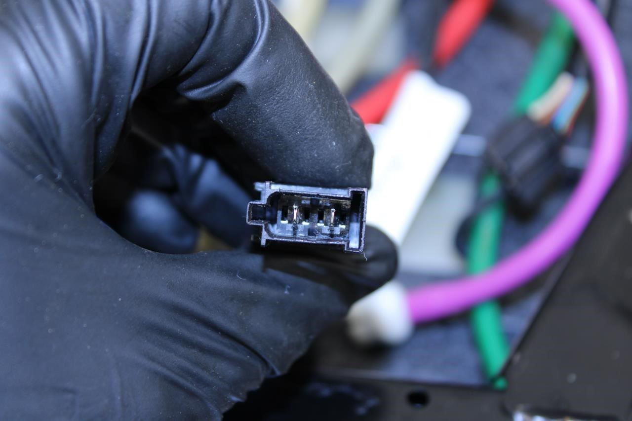 2007-11 Mercedes-Benz S550 Front Right Seat Back Upper Cushion 221-820-30-98 OEM - Alshned Auto Parts