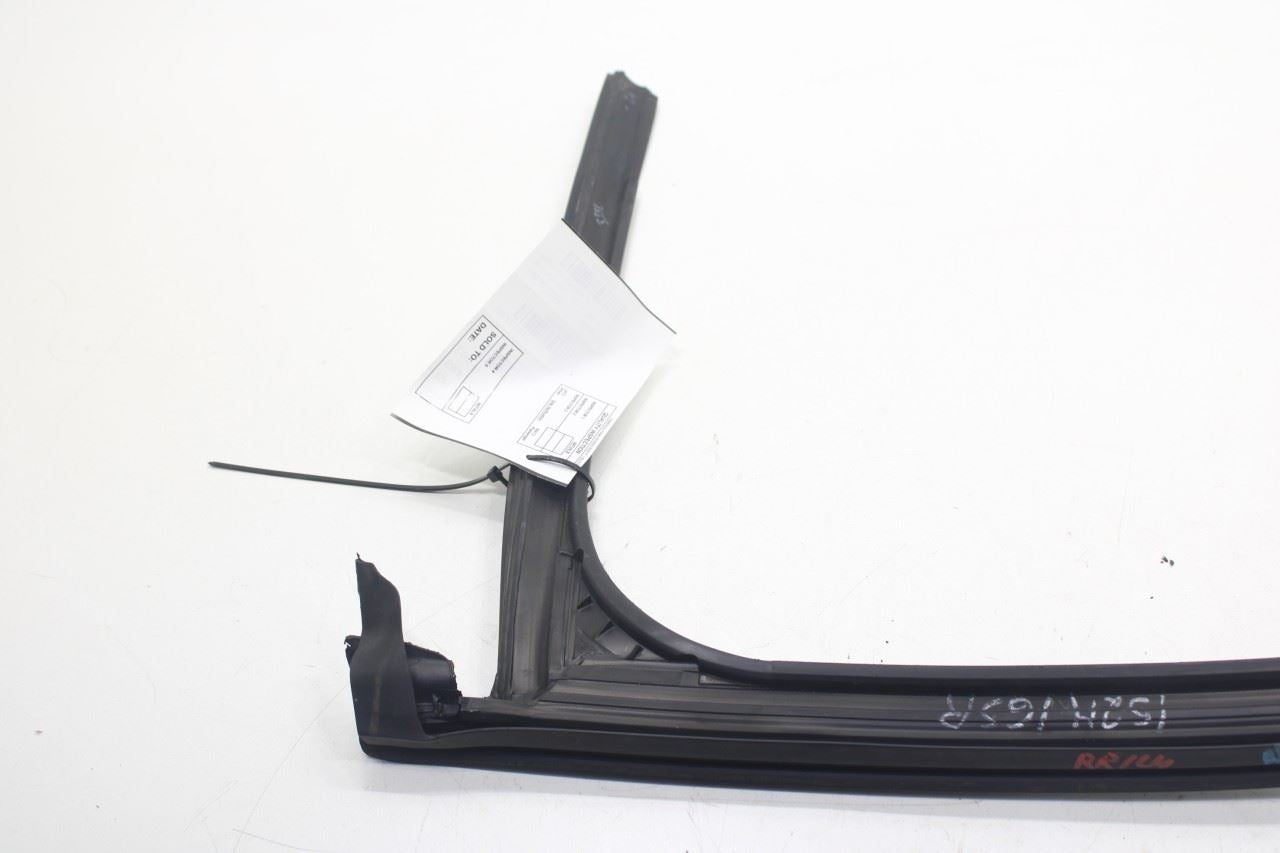 17-20 Alfa Romeo Giulia Ti AWD Rear Left Upper Door Window Weatherstrip Molding - Alshned Auto Parts