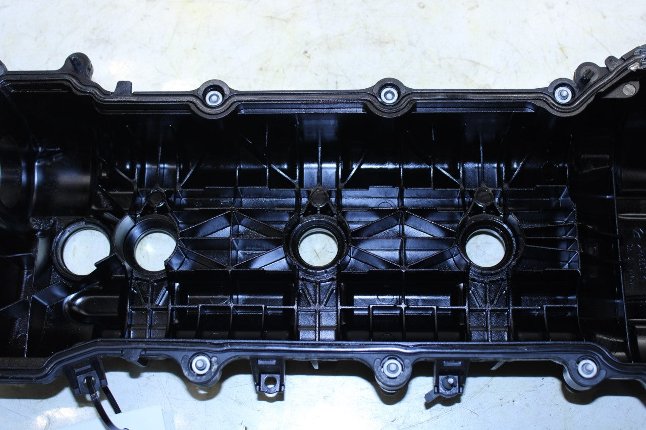 14-22 Jeep Cherokee 3.2L Right Side Engine Cylinder Head Valve Cover 05184068AJ - Alshned Auto Parts