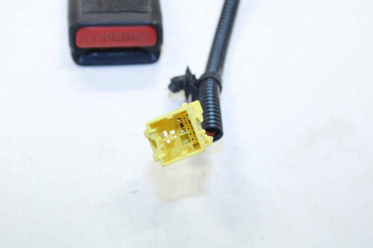 2015-2020 Kia Sorento LX 3.3L FWD Front Passenger Right Side Seat Belt Buckle - Alshned Auto Parts