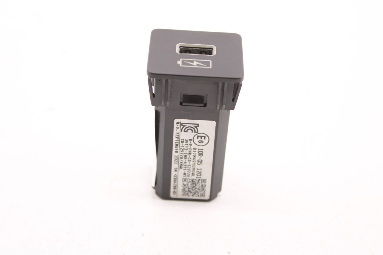 21-26 Honda Odyssey Touring Rear 3rd Row Left Charger Unit USB 39113-THR-A311-M1 - Alshned Auto Parts