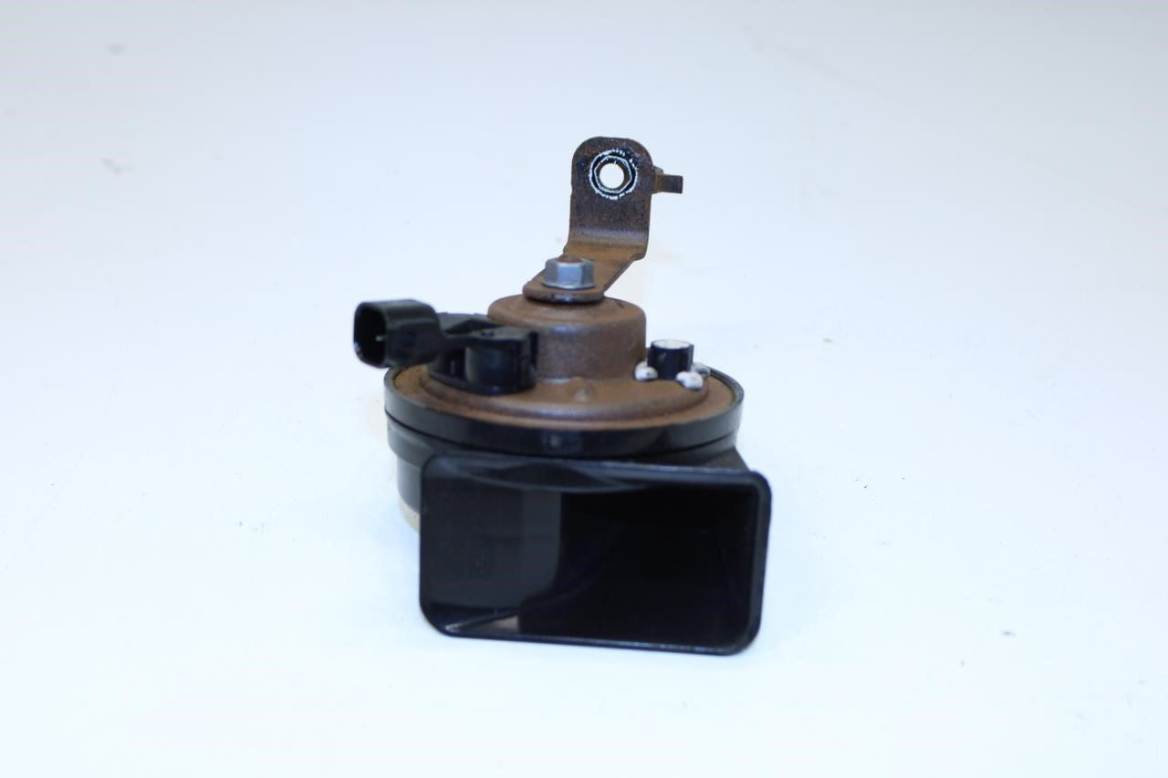 2017-2019 GMC Acadia SLT-1 High and Low Note Horn w/ Bracket 23290937 OEM - Alshned Auto Parts