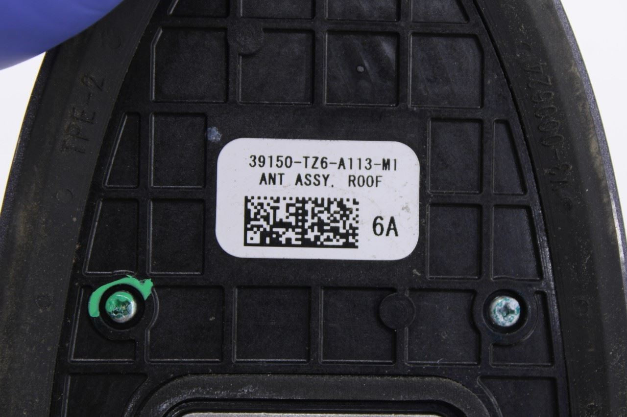 17-18 Acura MDX w/Tech Pkg Roof Exterior Shark Fin Radio Antenna 39150-TZ6-A11ZD10