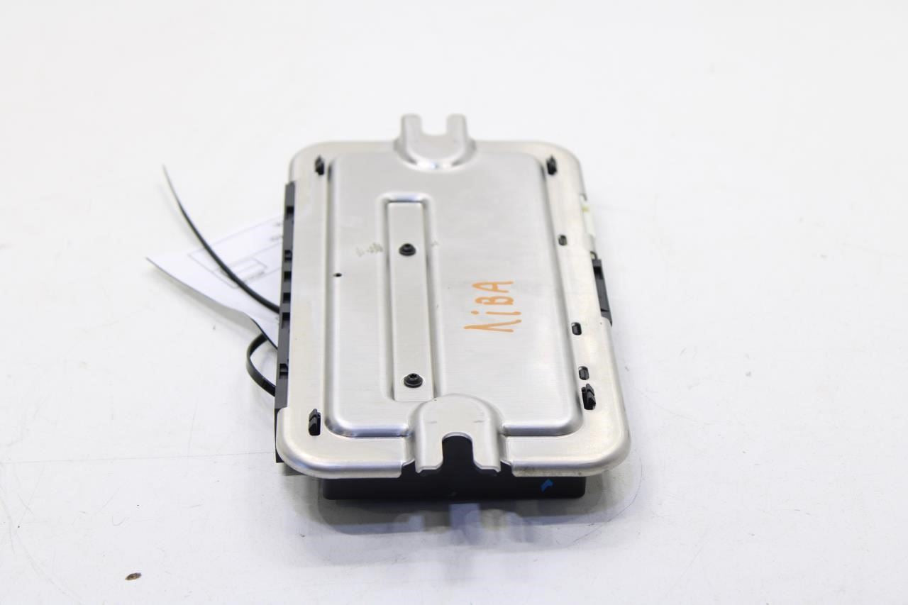 2013-2015 BMW 750I xDrive Footwell Light Control Module 61359313928 OEM - Alshned Auto Parts