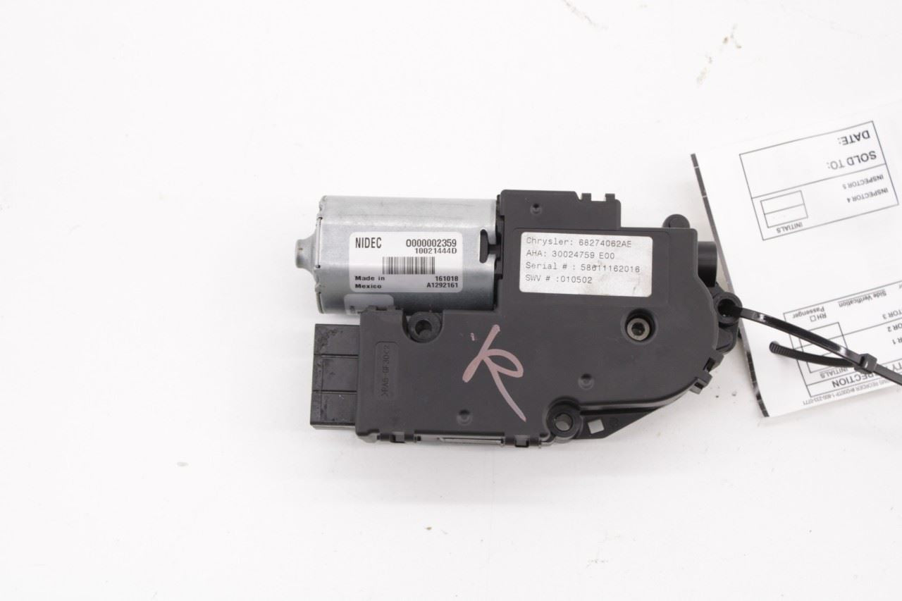 2017-2024 Chrysler Pacifica Limited Right Side Roof Sunroof Motor 68274062AE OEM - Alshned Auto Parts