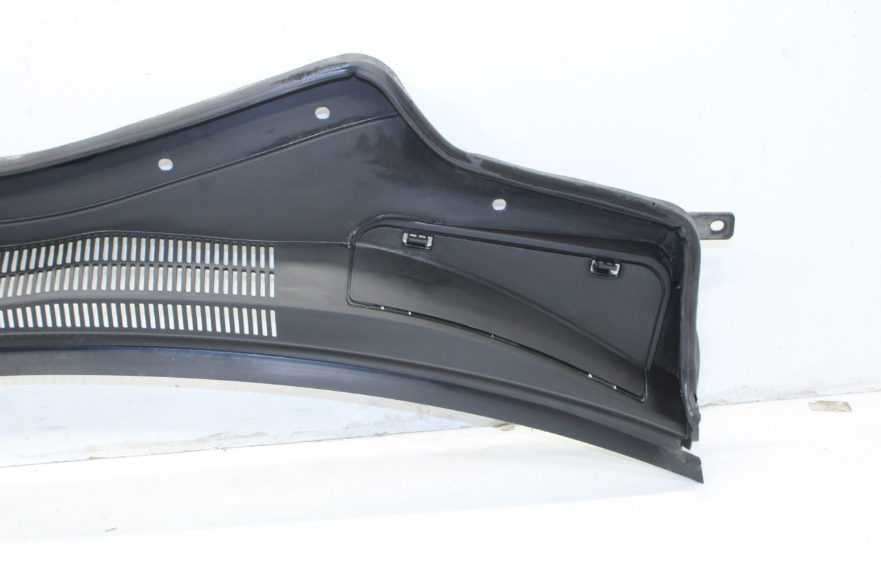 2017-2021 Maserati Ghibli 3.0L RWD Front Windshield Cowl Vent Grille Cover Panel - Alshned Auto Parts