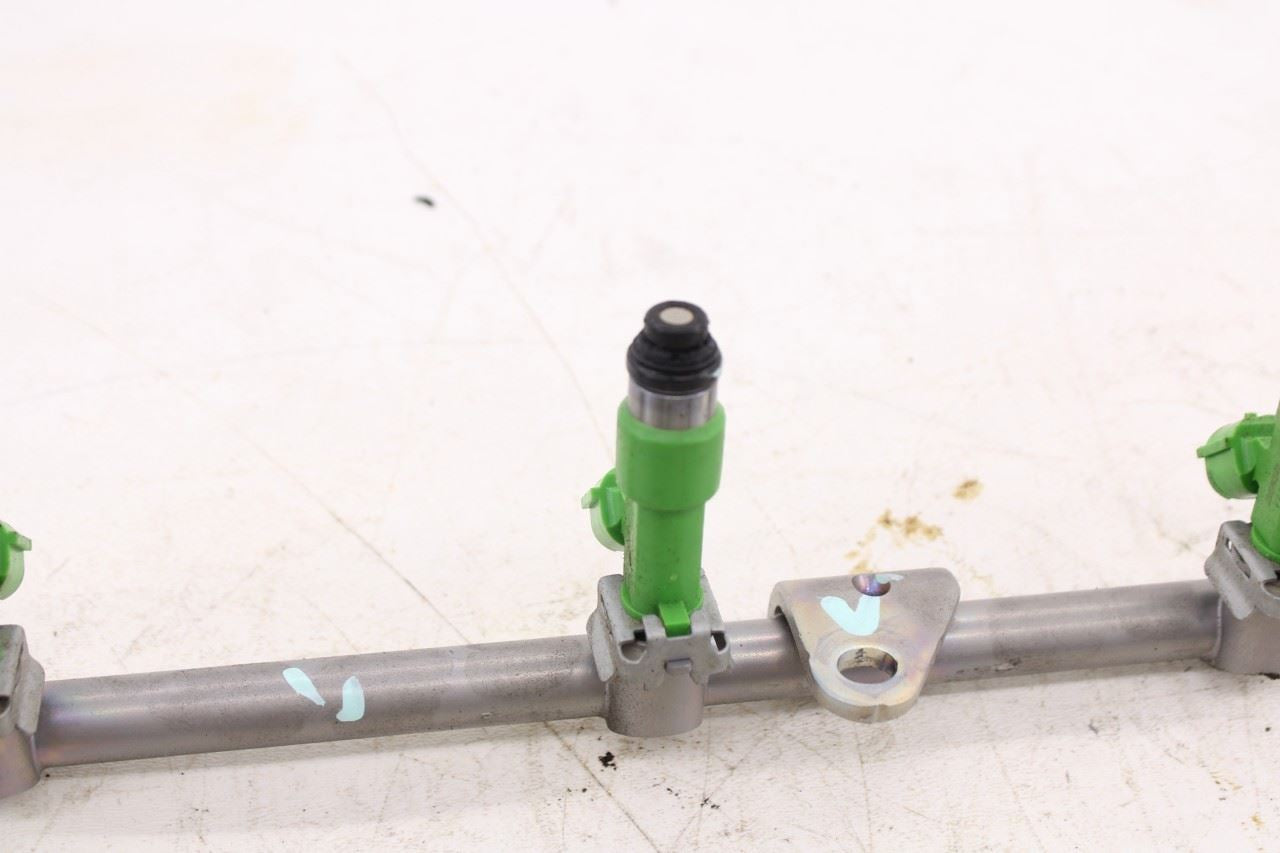 09-20 Nissan Murano Platinum 3.5L Fuel Rail w/ Injectors 17521-JA10D 16600-JA10A5