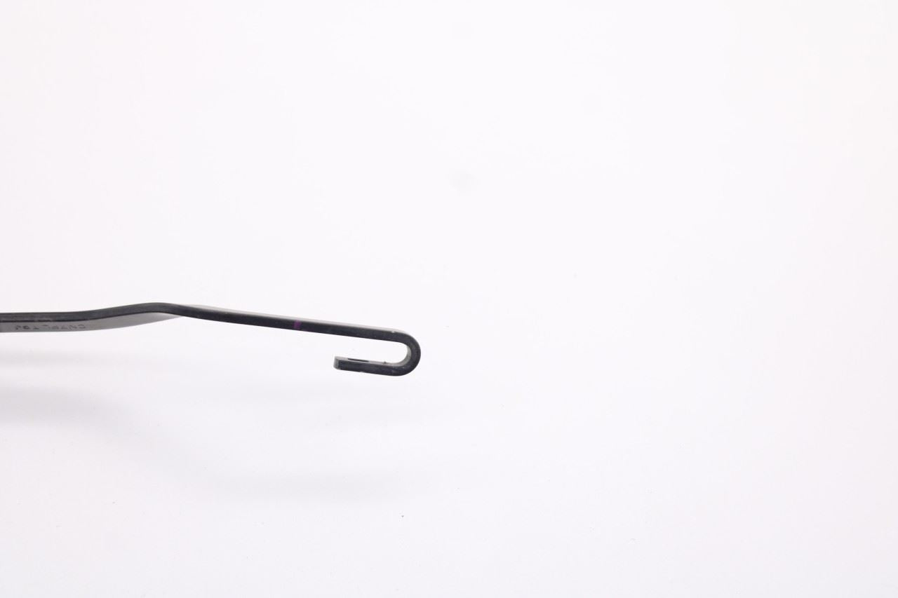 2021-25 Hyundai Elantra SE Front Left and Right Windshield Wiper Arm 98321-AA0008