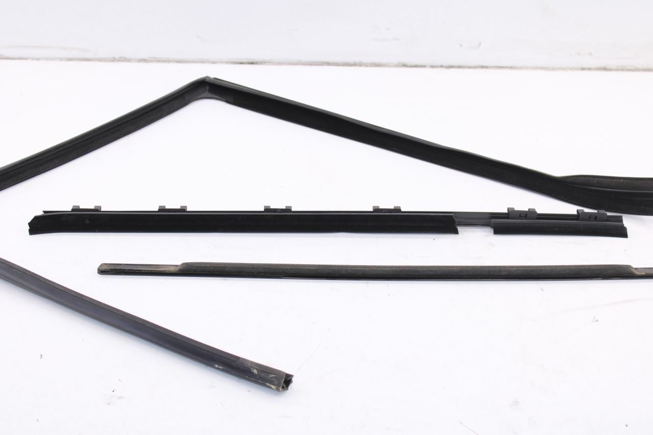 07-12 Land Rover Range Rover HSE Rear RH Door Run Channel w/ Belt Weatherstrips - Alshned Auto Parts