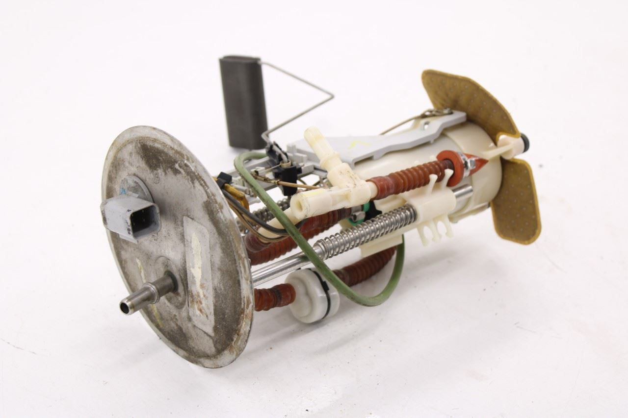 2010 Ford Mustang Conv 4.0L V6 In Tank Fuel Pump Assembly AR3Z-9H307-A OEM6