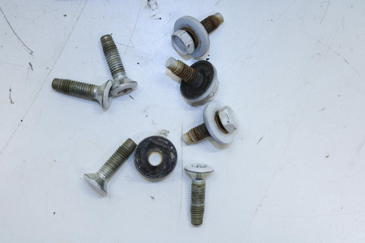 2010-2015 Jeep Wrangler Front RH and LH Hood Hinge Set w/ Bolts 55395396AE OEM - Alshned Auto Parts