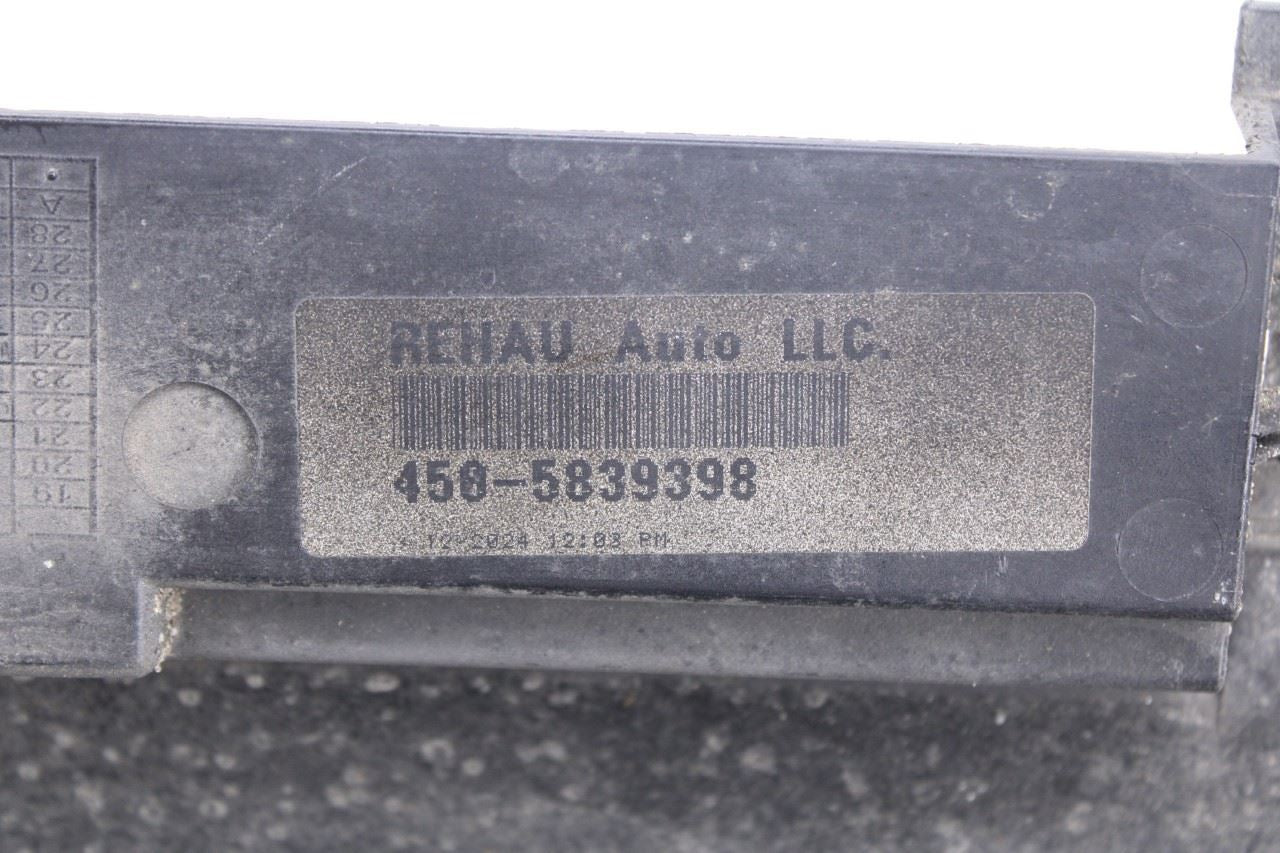 2020-2025 Toyota Corolla LE Left Side Rocker Skirt Panel Molding 75860-02171 OEM9