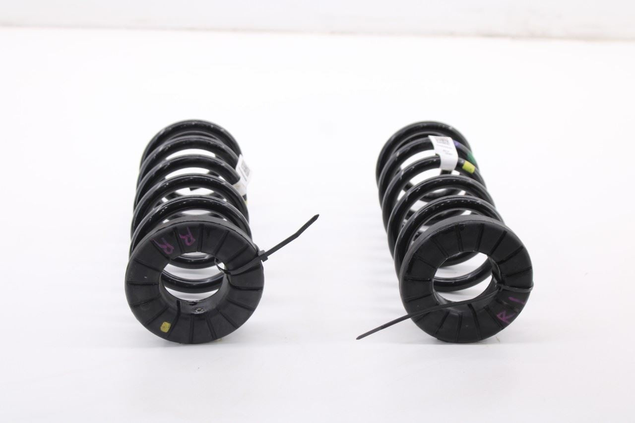 2021-2023 Hyundai Santa Fe SEL Rear Right and Left Driver Side Coil Spring Set0