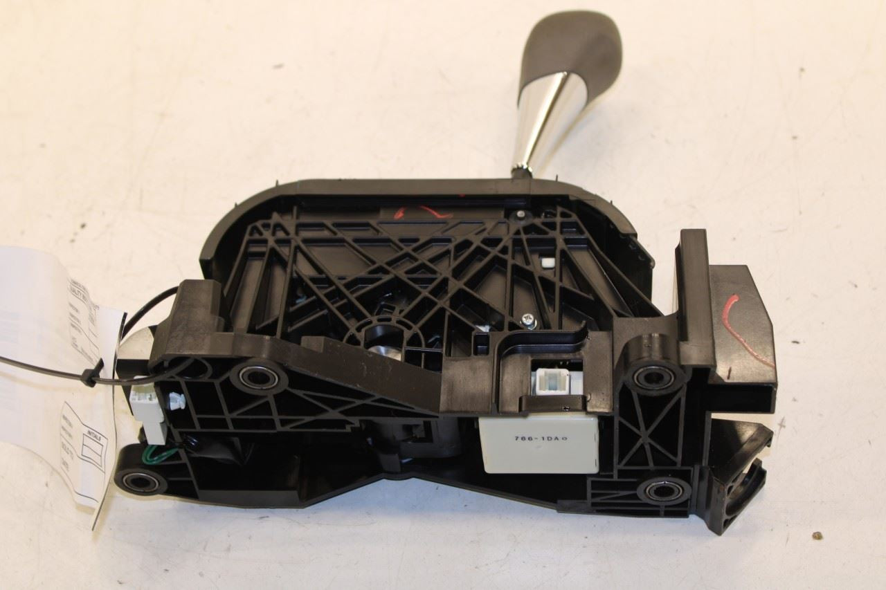 2007-11 Toyota Camry LE 2.5L FWD Automatic Transmission Gear Shifter Lever Knob - Alshned Auto Parts