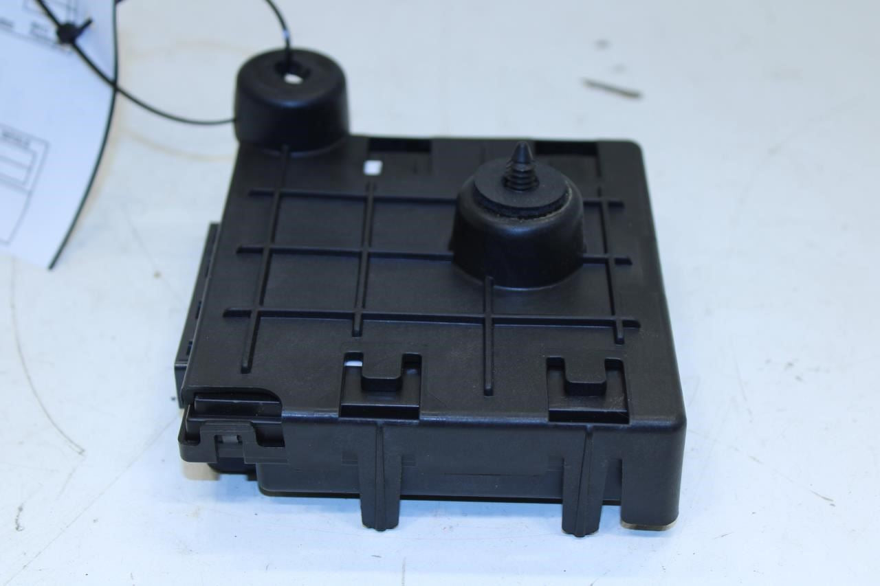 2019-21 Chevrolet Equinox LT 1.5L Rear Keyless Entry Control Module 13523254 OEM - Alshned Auto Parts