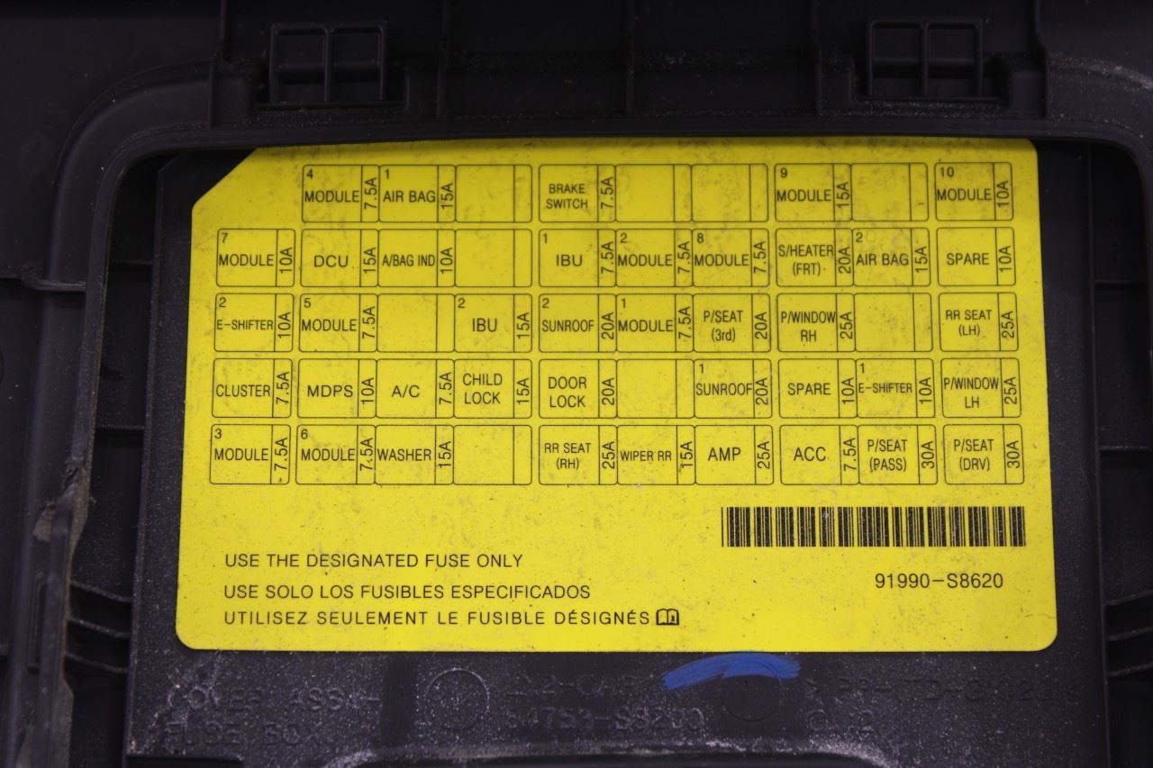 2020-2022 Hyundai Palisade Limited AWD Left Dash Knee Bolster Trim 84750S8410NNB - Alshned Auto Parts