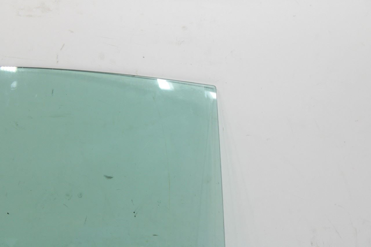 2017-2019 Alfa Romeo Giulia Ti AWD 2.0L Rear Right Side Door Window Glass R65898 - Alshned Auto Parts