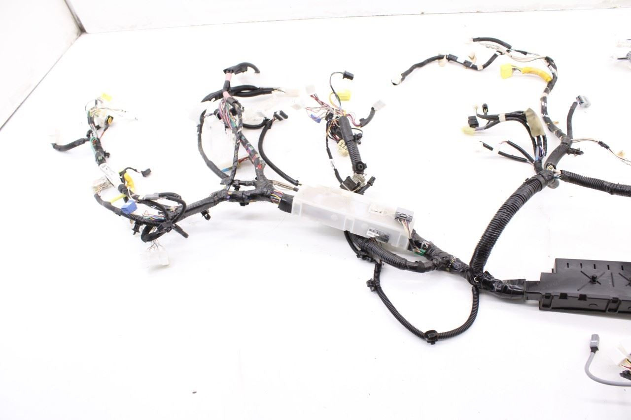 2016-2018 Toyota Sienna LE Dash Instrument Panel Wire Harness 82141-08F91 OEM - Alshned Auto Parts