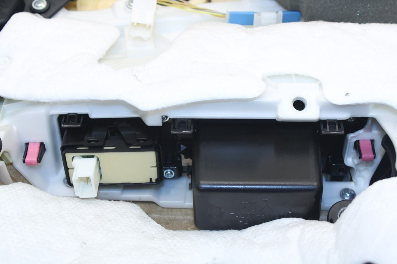 2013-2015 Lexus GS350 Rear Left Driver Side Door Trim Panel 67640-30S00-22 OEM - Alshned Auto Parts