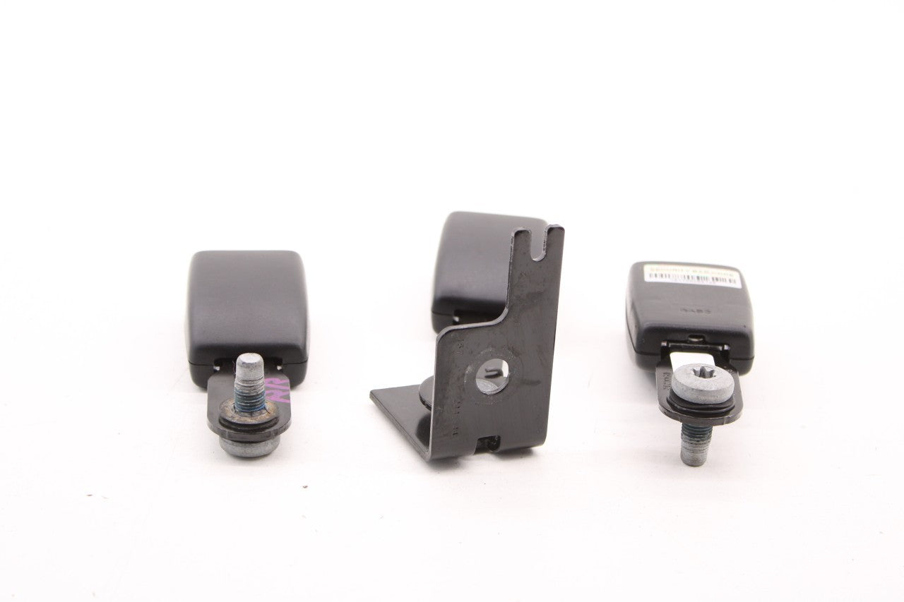 11-18 Jeep Grand Cherokee 4WD Rear RH LH and Center 2nd Row Seat Belt Buckle Set - Alshned Auto Parts