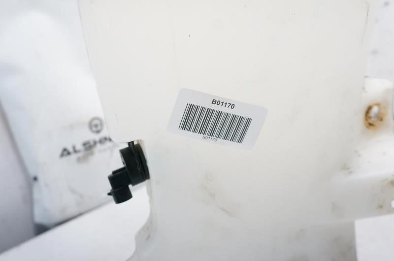 07-13 Chevrolet Silverado 1500 Windshield Washer Reservoir Bottle 20999339 *ReaD - Alshned Auto Parts