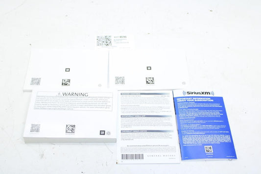 2020 Chevrolet Equinox Owners Manual Set 84314745 84234291 OEM - Alshned Auto Parts