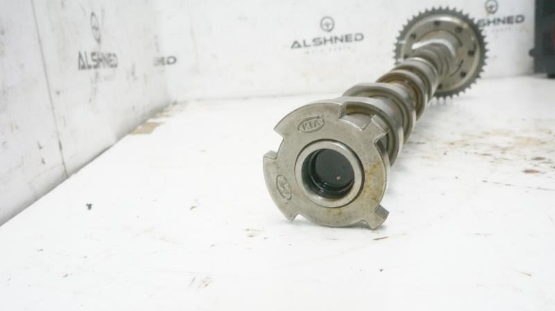 21-23 Hyundai Santa Fe 2.5L Engine Intake Camshaft w/ CVVT Sprocket 24350-2S0002