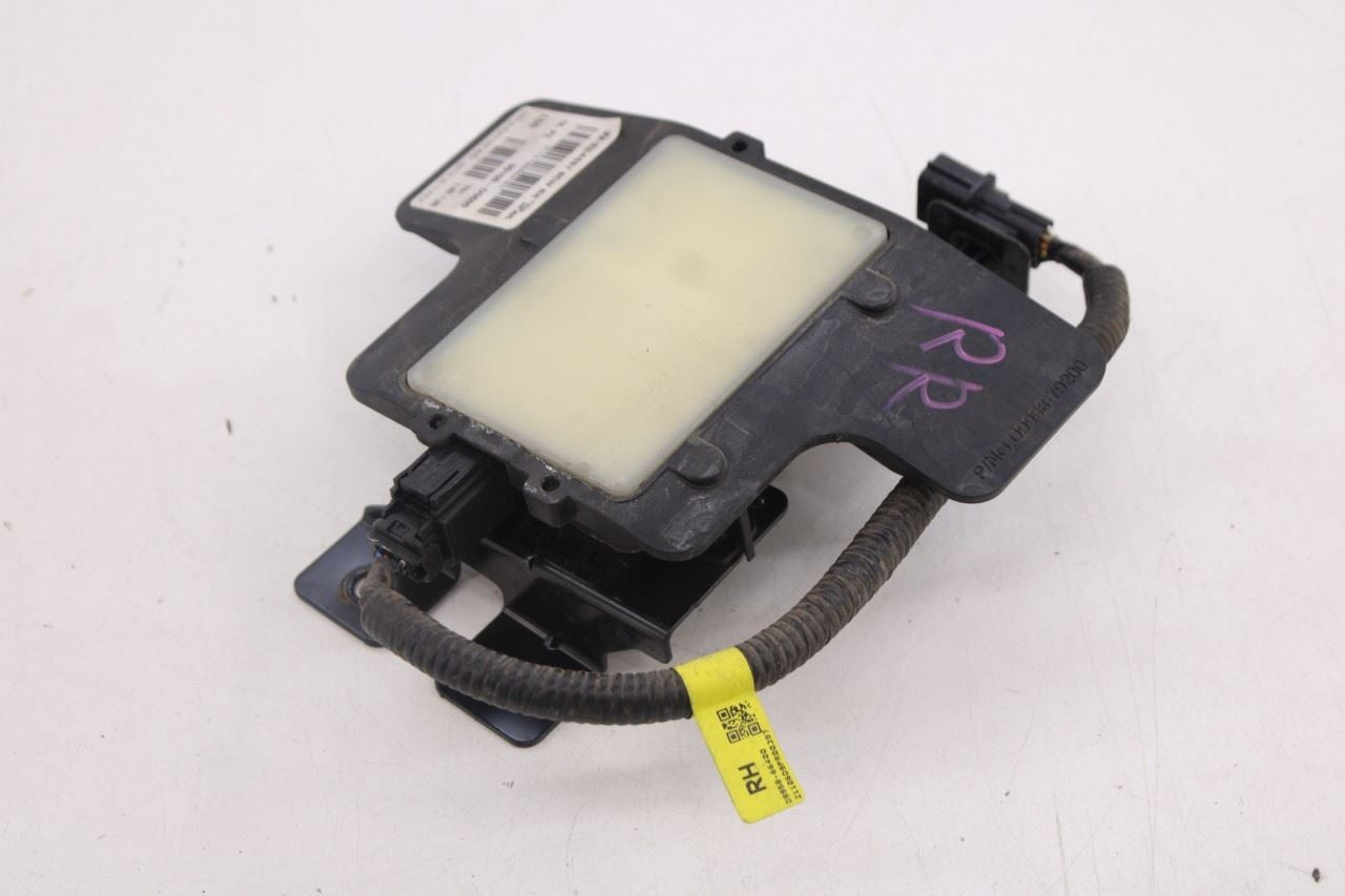 20-22 KIA Sportage Nightfall Rear Right Blind Spot Detection Radar Sensor Module5