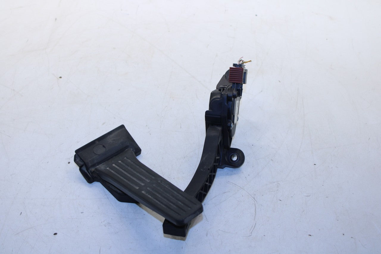 2011-17 Hyundai Veloster 1.6L Accelerator Throttle Gas Pedal Sensor 32700-2V100 - Alshned Auto Parts