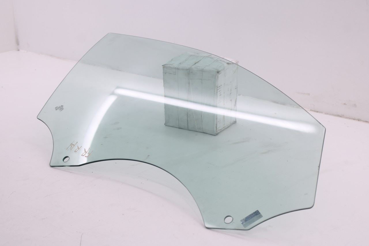 2011-2016 Audi S4 Premium Plus Front Right Door Window Movable Glass 8K0845202D3